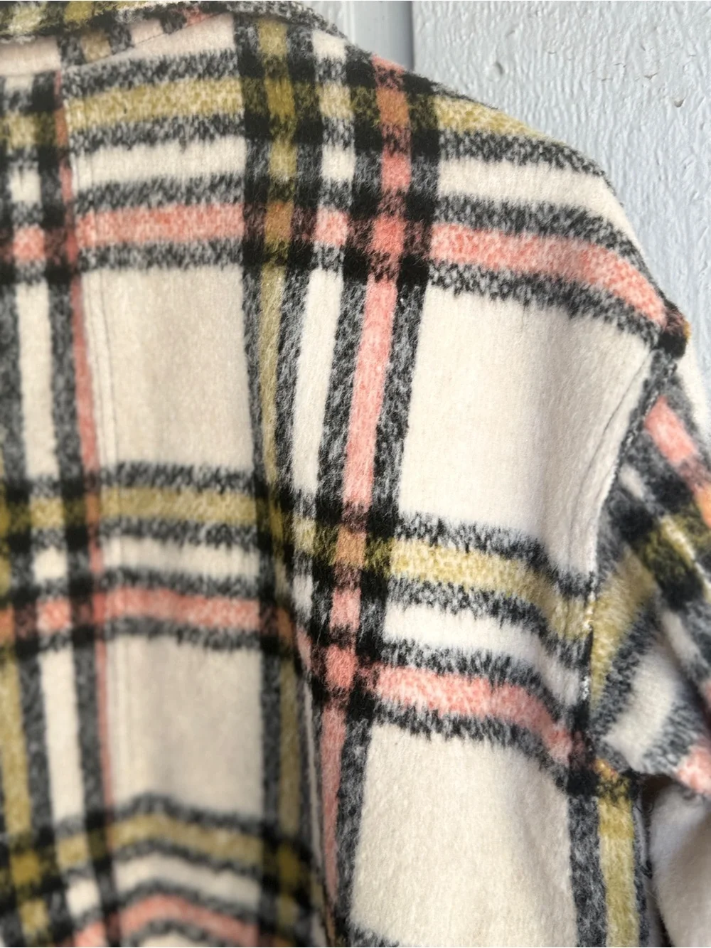 Bagatelle Cream Plaid Shacket with Pink and Olive Stripes‎ size small